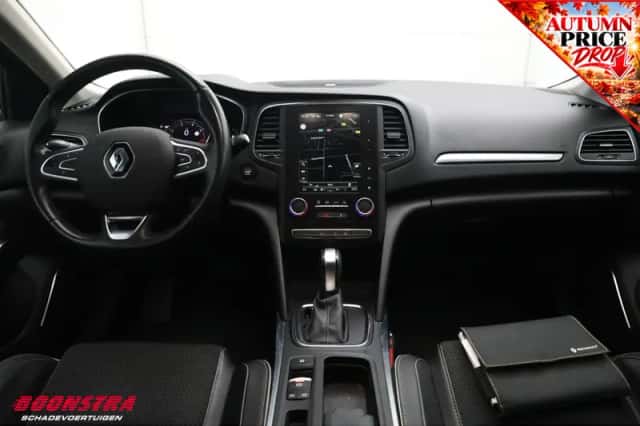 Renault Mégane (2019) thumbnail 6
