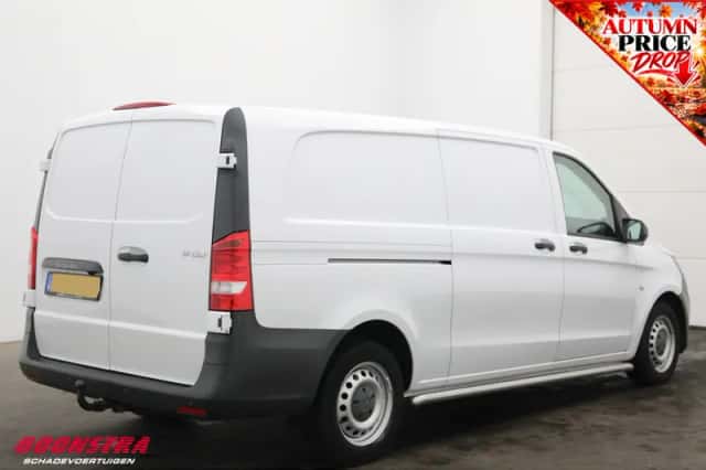 Mercedes-Benz Vito (2016) thumbnail 3