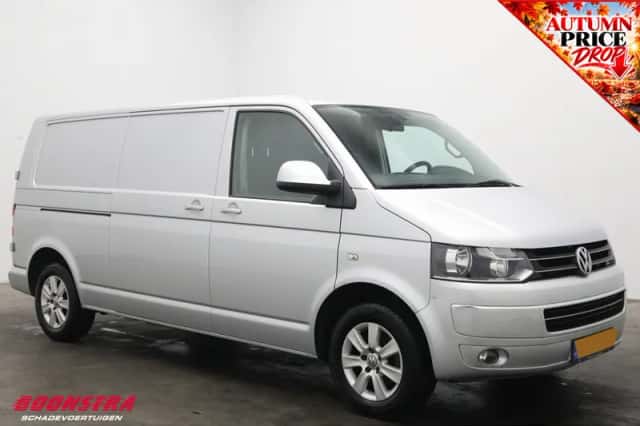 Volkswagen Transporter (2013) thumbnail 2