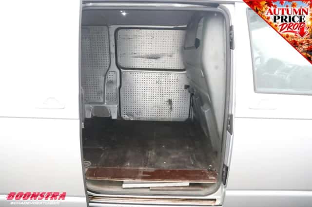 Volkswagen Transporter (2013) thumbnail 6