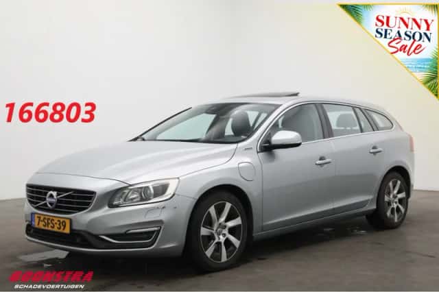 Volvo V60 (2013) thumbnail 1