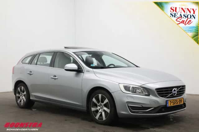 Volvo V60 (2013) thumbnail 2