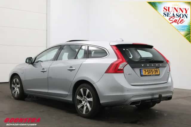 Volvo V60 (2013) thumbnail 4