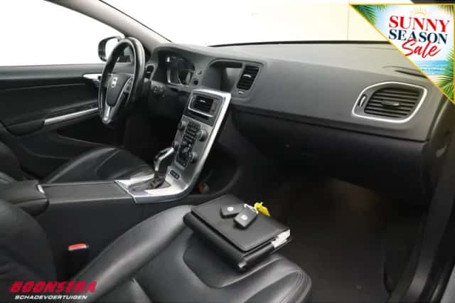 Volvo V60 (2013) thumbnail 5