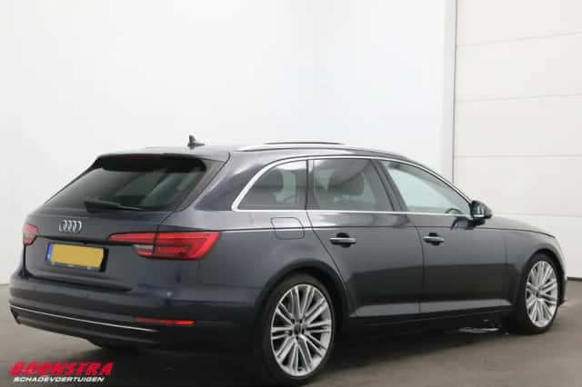 Audi A4 (2016) thumbnail 3