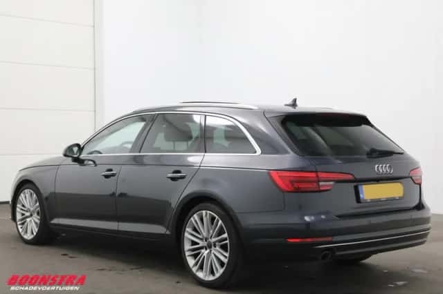Audi A4 (2016) thumbnail 4