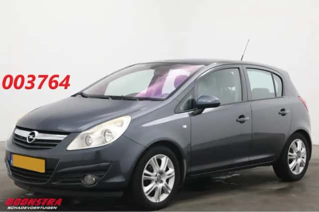 Opel Corsa (2010) thumbnail 1