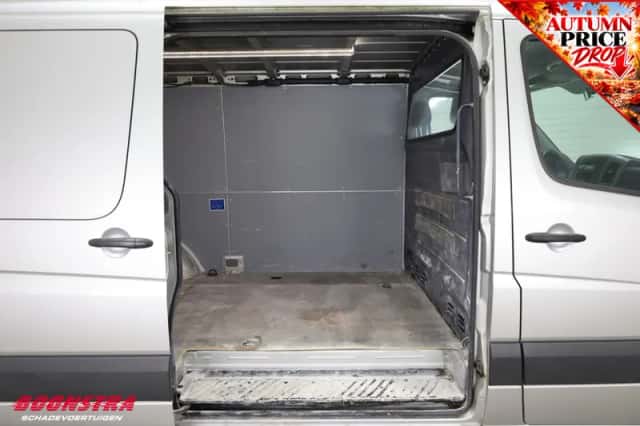 Mercedes-Benz Sprinter (2010) thumbnail 6