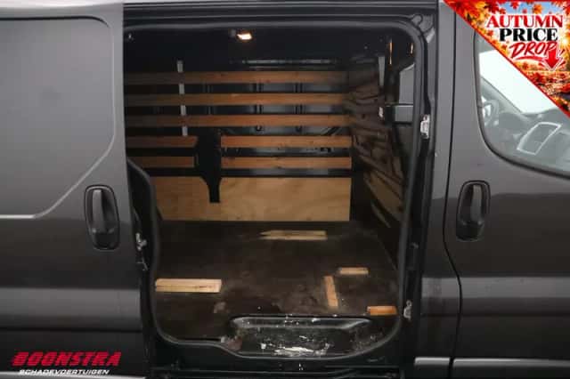 Opel Vivaro (2011) thumbnail 5