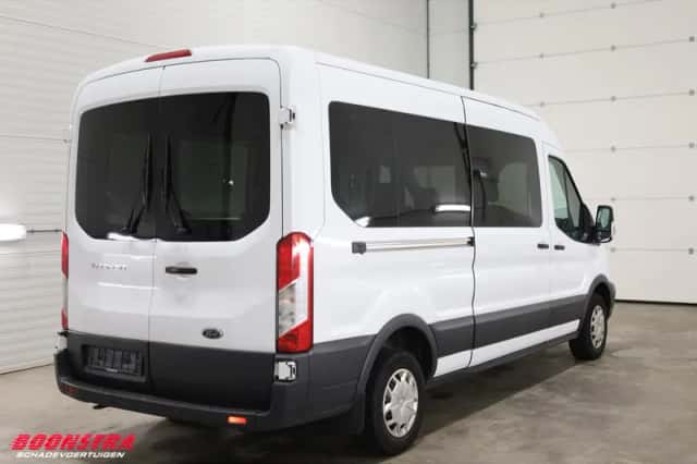 Ford Transit (2019) thumbnail 3