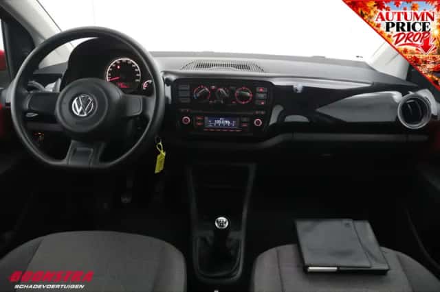 Volkswagen Up! (2013) thumbnail 6