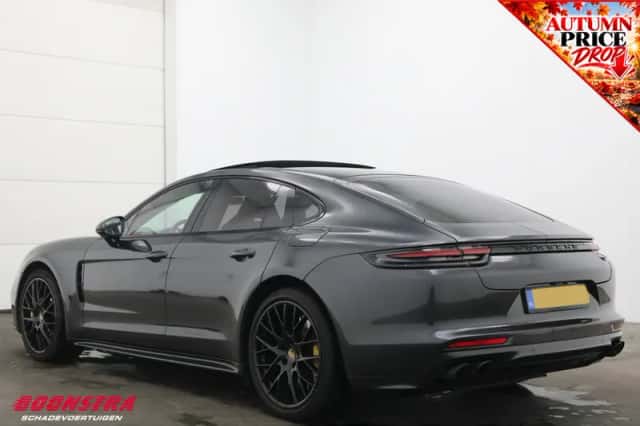 Porsche Panamera (2018) thumbnail 4