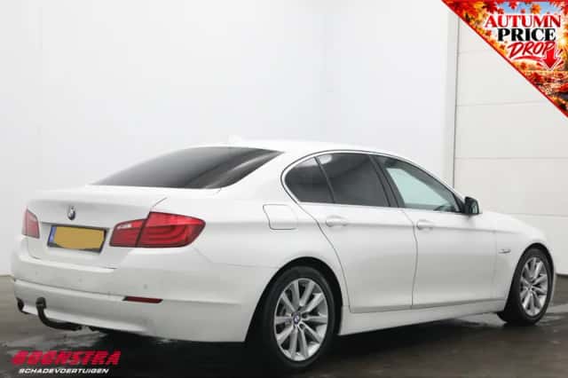 BMW 5-Serie (2010) thumbnail 3