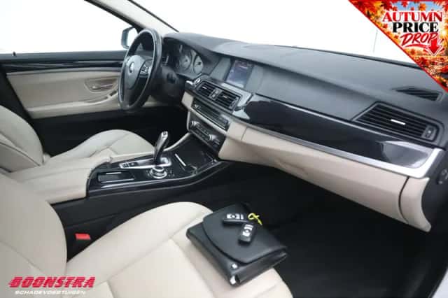 BMW 5-Serie (2010) thumbnail 6