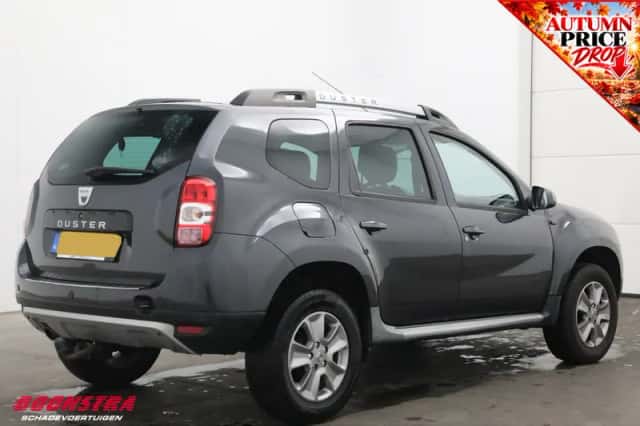 Dacia Duster (2014) thumbnail 3