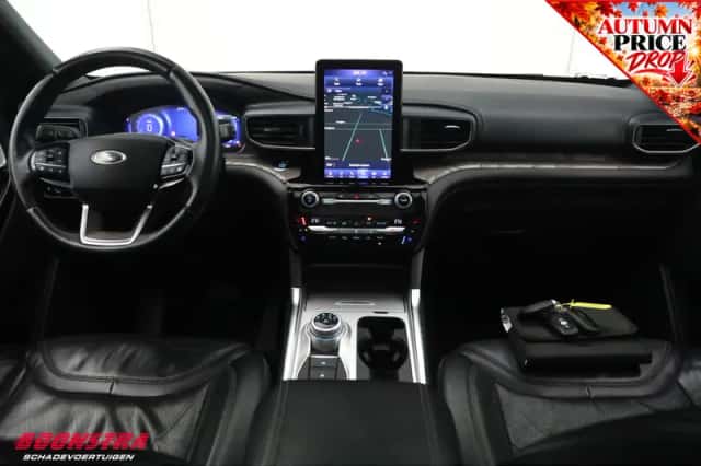 Ford Explorer (2021) thumbnail 6