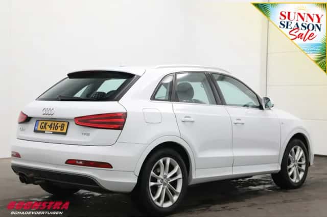 Audi Q3 (2014) thumbnail 3