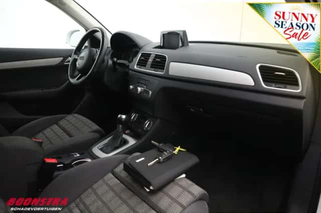 Audi Q3 (2014) thumbnail 5