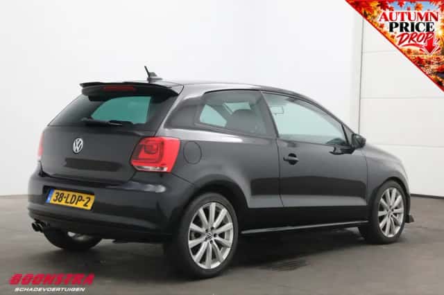 Volkswagen Polo (2010) thumbnail 3