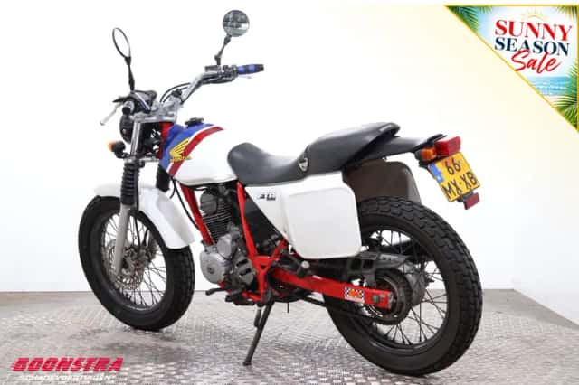 Honda Ftr (2000) thumbnail 4
