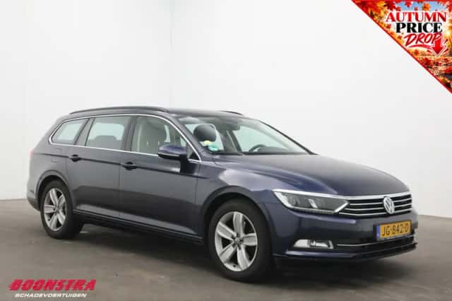 Volkswagen Passat (2016) thumbnail 2