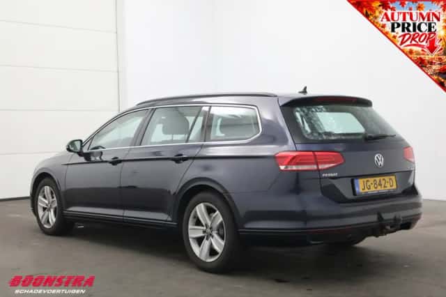 Volkswagen Passat (2016) thumbnail 4