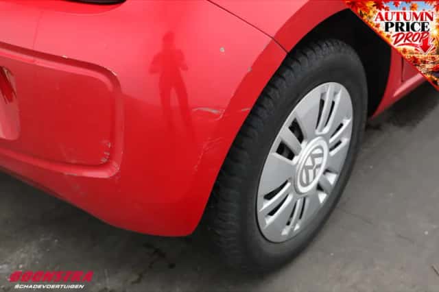 Volkswagen Up! (2012) thumbnail 6