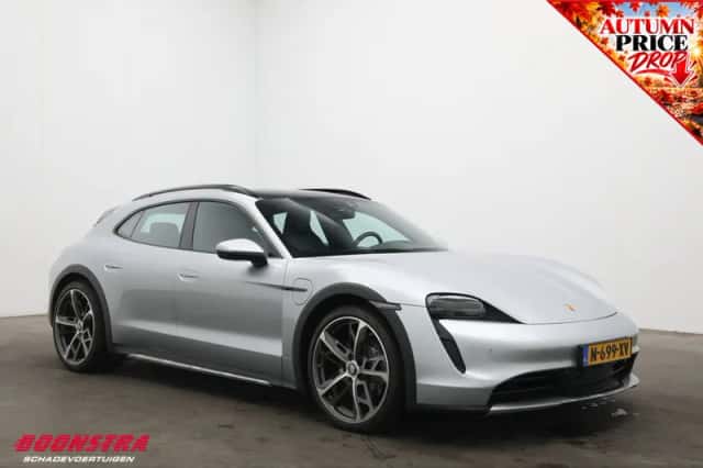Porsche Taycan Cross Turismo (2022) thumbnail 2