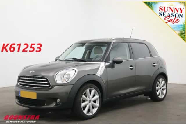 MINI Countryman (2012) thumbnail 2