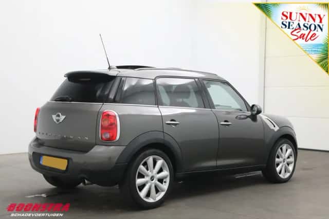 MINI Countryman (2012) thumbnail 4