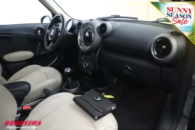 MINI Countryman (2012) thumbnail 5