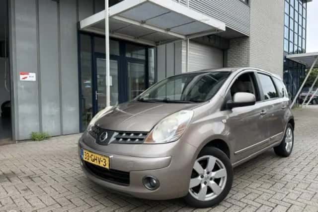 Nissan Note (2008) thumbnail 2