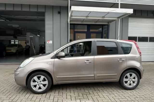 Nissan Note (2008) thumbnail 6