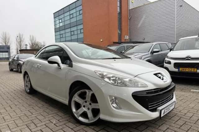 Peugeot 308 (2009) thumbnail 1
