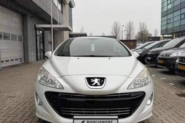 Peugeot 308 (2009) thumbnail 5