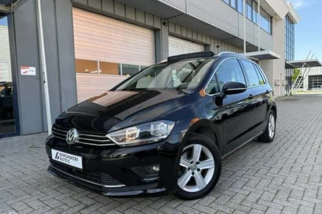 Volkswagen Golf Sportsvan (2015) thumbnail 1