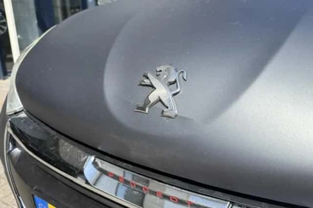 Peugeot 208 (2016) thumbnail 6