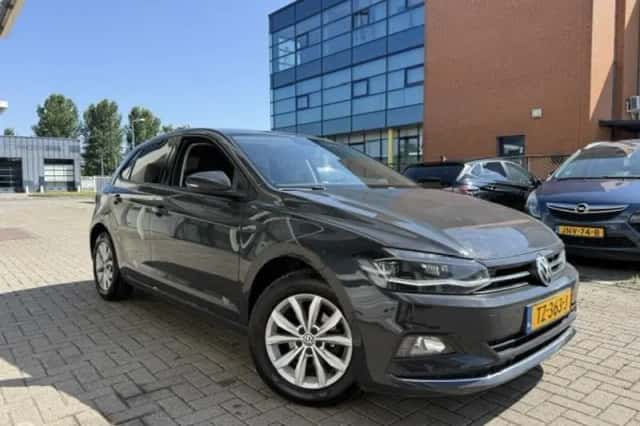 Volkswagen Polo (2018) thumbnail 1
