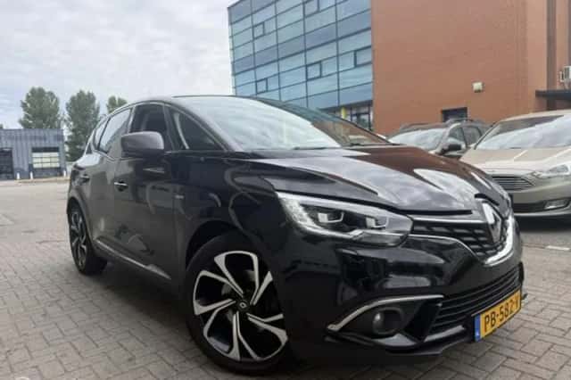 Renault Scénic (2017) thumbnail 1
