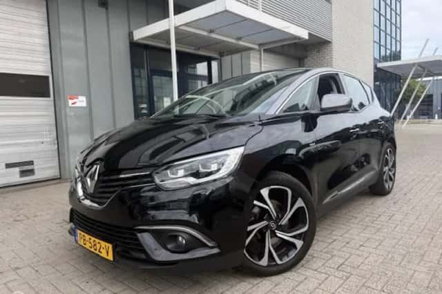 Renault Scénic (2017) thumbnail 2