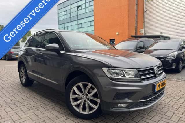 Volkswagen Tiguan (2017) thumbnail 1