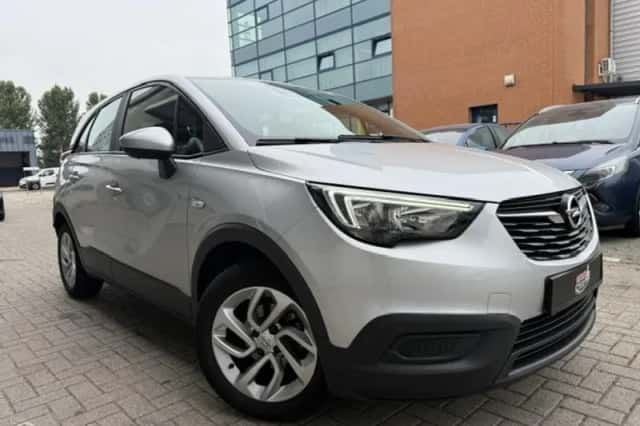 Opel Crossland (2019) thumbnail 1