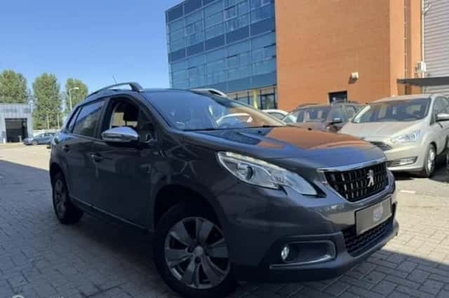 Peugeot 2008 (2017) thumbnail 1