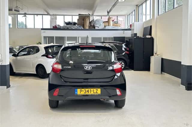 Hyundai i10 (2022) thumbnail 4