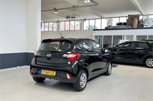 Hyundai i10 (2022) thumbnail 5