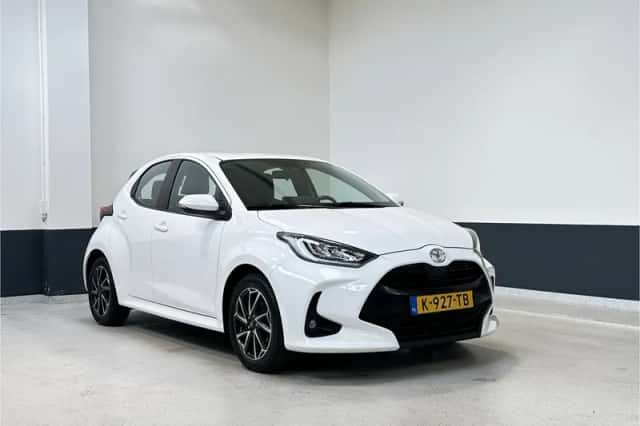 Toyota Yaris (2021) thumbnail 1