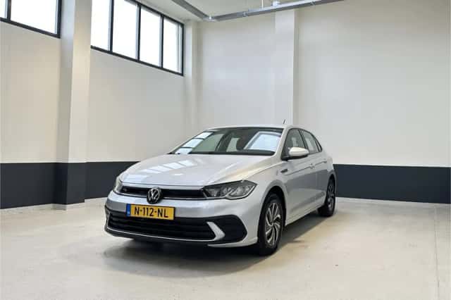 Volkswagen Polo (2021) thumbnail 2