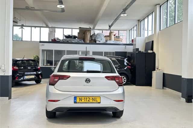 Volkswagen Polo (2021) thumbnail 4