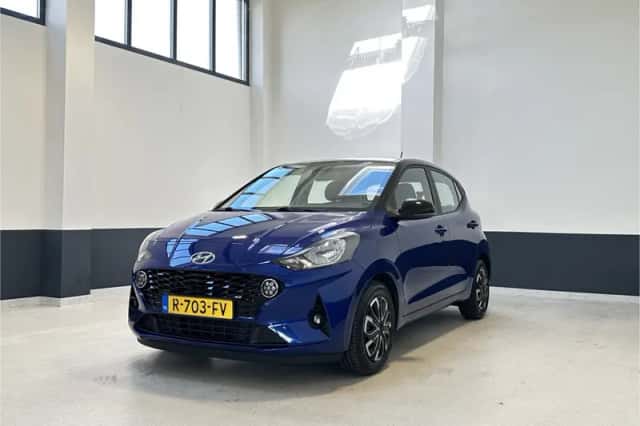 Hyundai i10 (2022) thumbnail 2