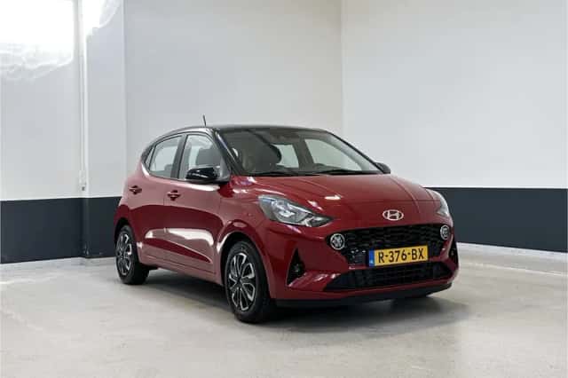 Hyundai i10 (2022) thumbnail 1